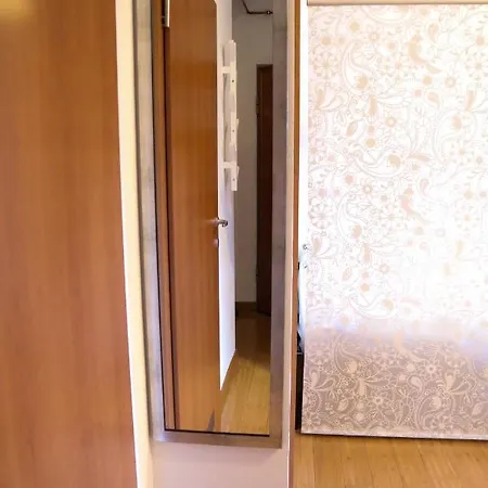 B8 Apartment