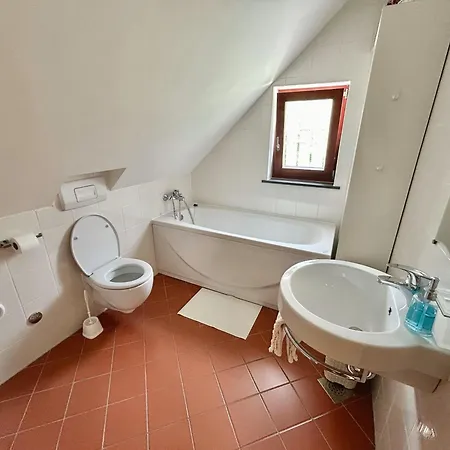 Apartment B8